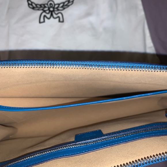 Authentic: MCM Visetos Medium Pouch Clutch Bag - Picture 6 of 7